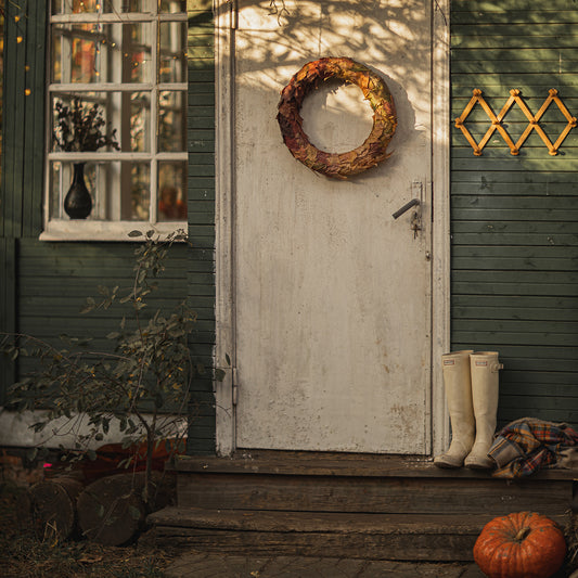 Welcoming October: Seasonal Home Decor Ideas