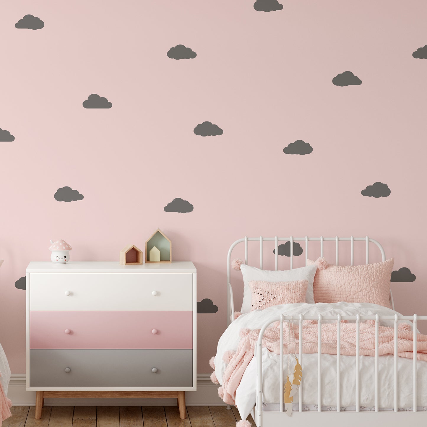 Little fluffy clouds | Wall pattern