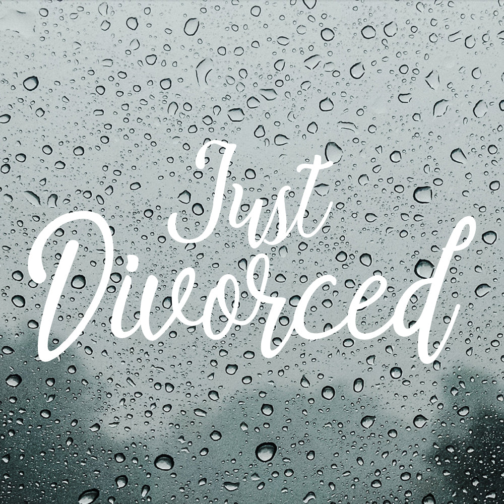Just divorced | Bumper sticker - Adnil Creations